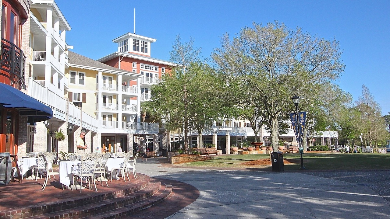 Photo of Others in Baytowne Wharf