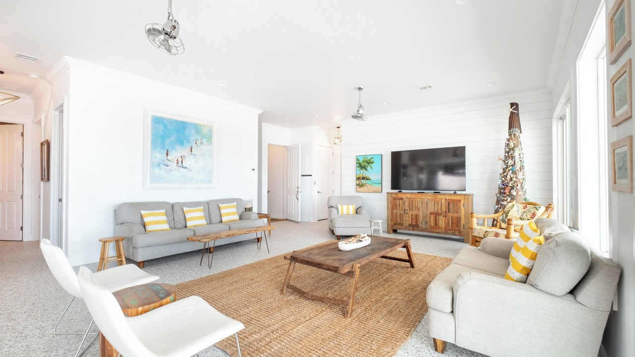 Photo of Livingroom in Pensacola Beach
