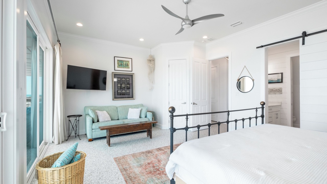 Photo of Bedroom in Pensacola Beach