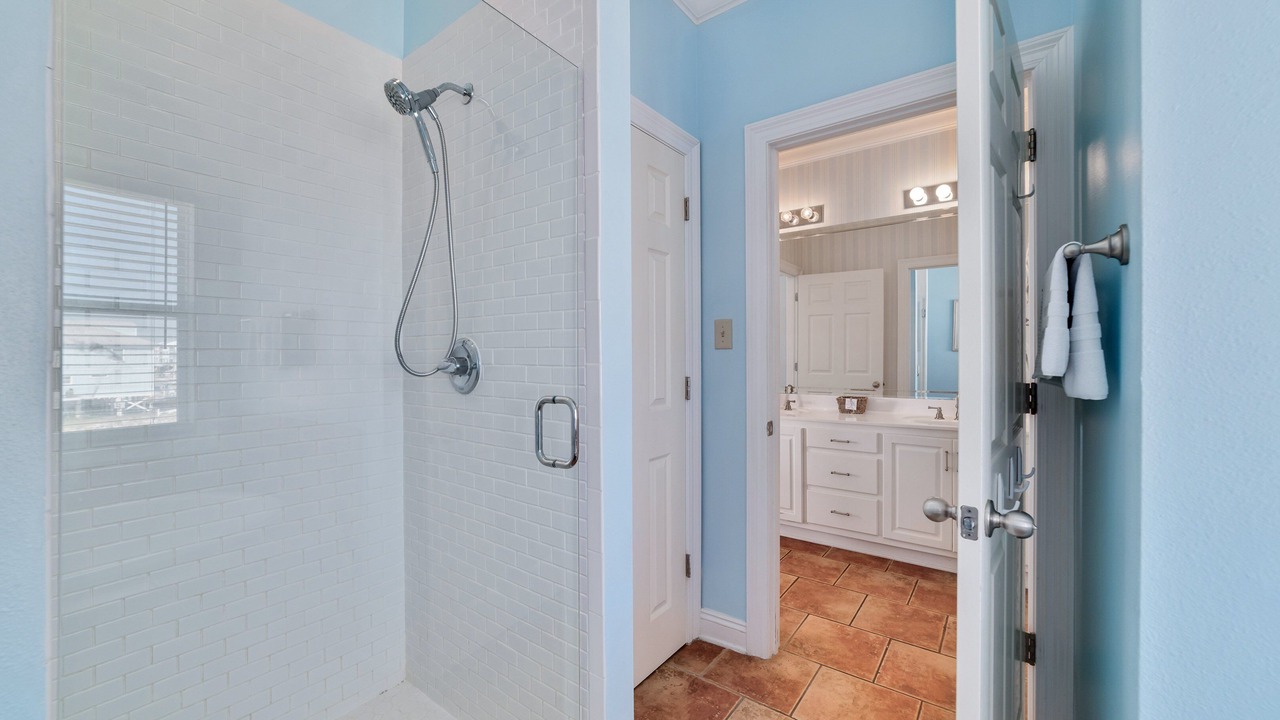 Photo of Bathroom in Gulf Shores
