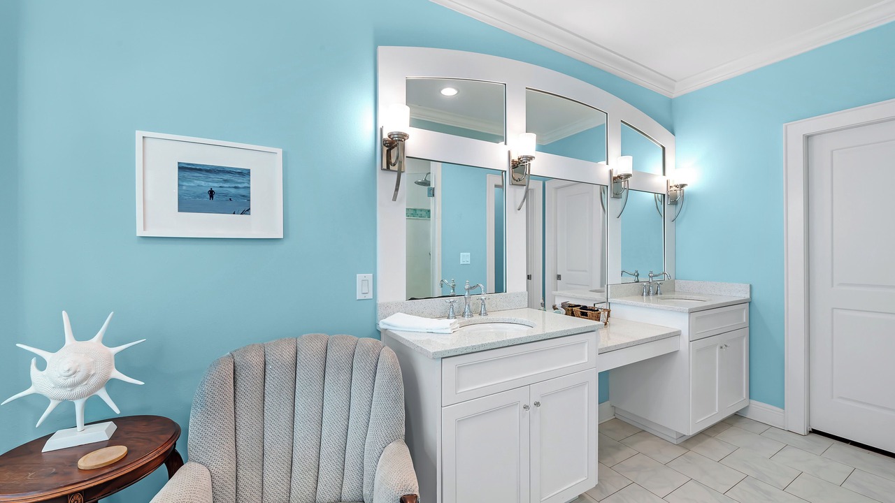 Photo of Bathroom in Gulf Shores