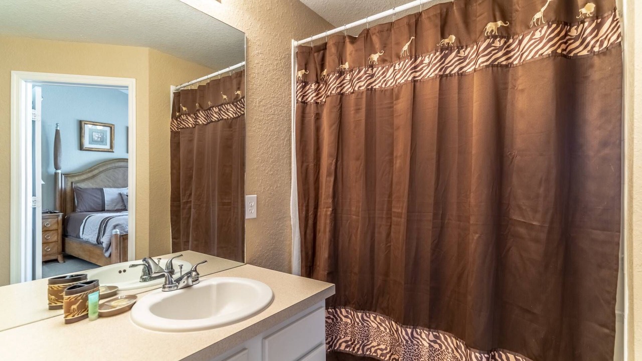 Photo of Bathroom in Windsor Hills
