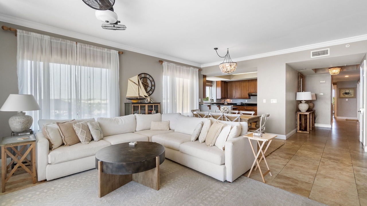 Photo of Livingroom in Ono Island