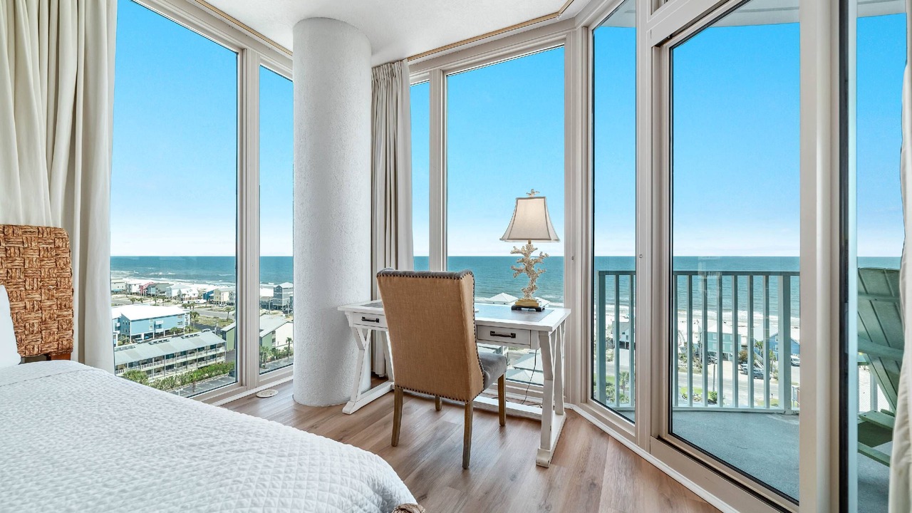 Photo of Bedroom in Gulf Shores