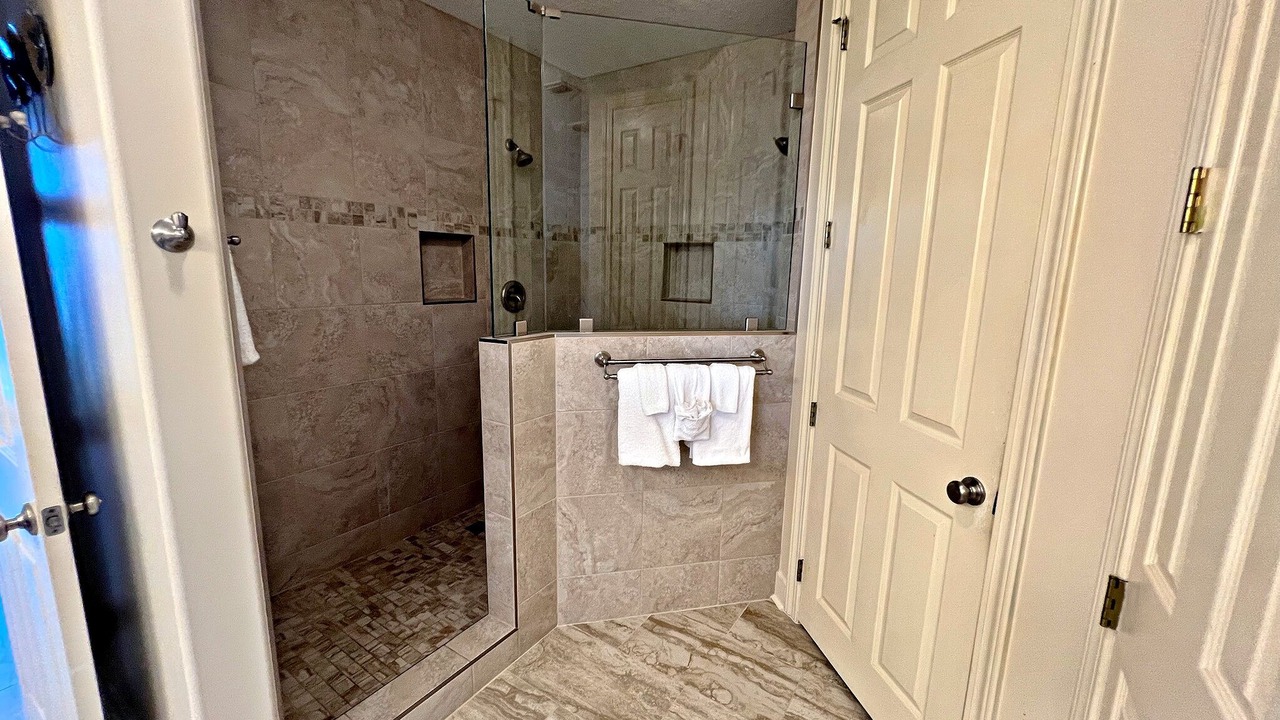 Photo of Bathroom in Ono Island
