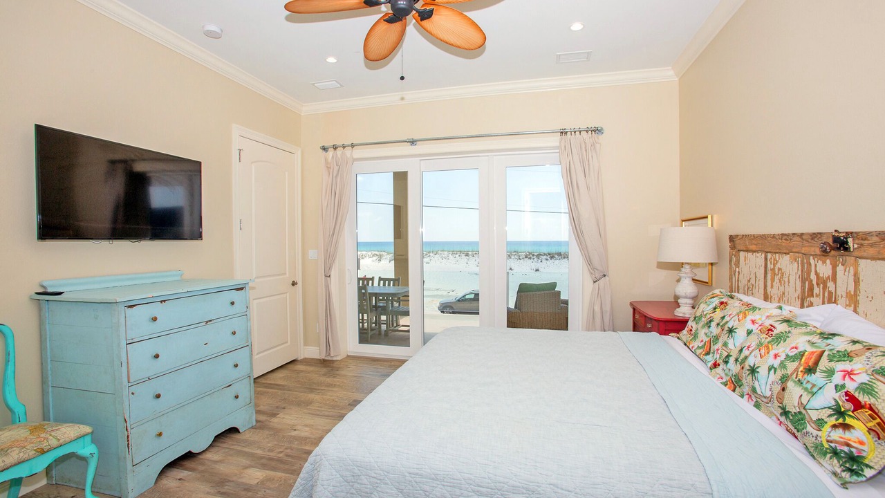 Photo of Bedroom in Pensacola Beach