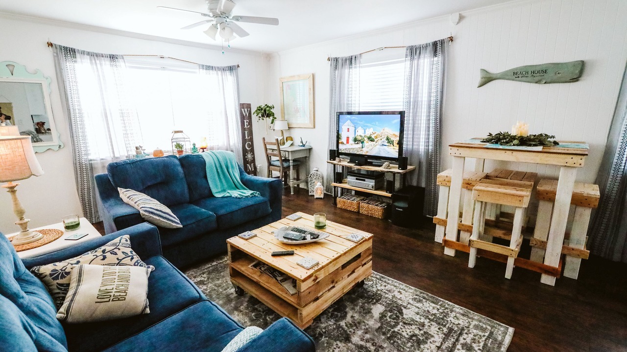 Photo of Livingroom in New Smyrna Beach