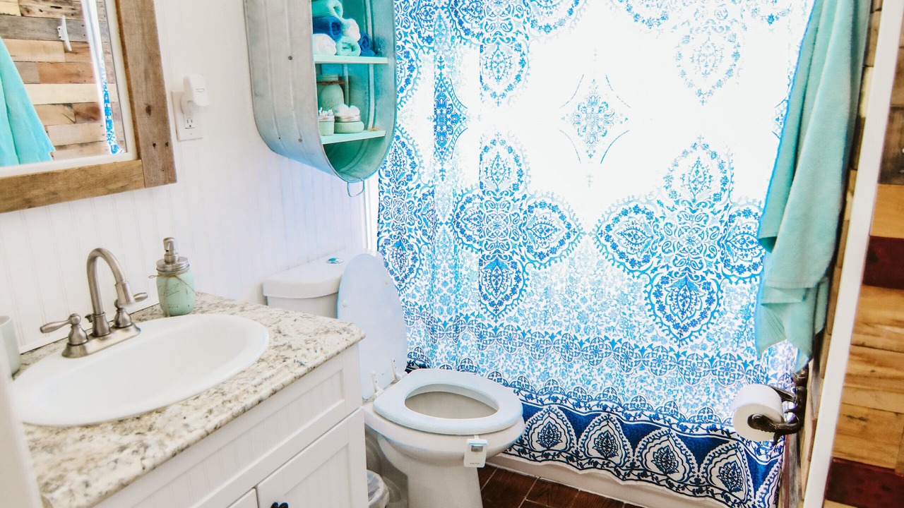 Photo of Bathroom in New Smyrna Beach