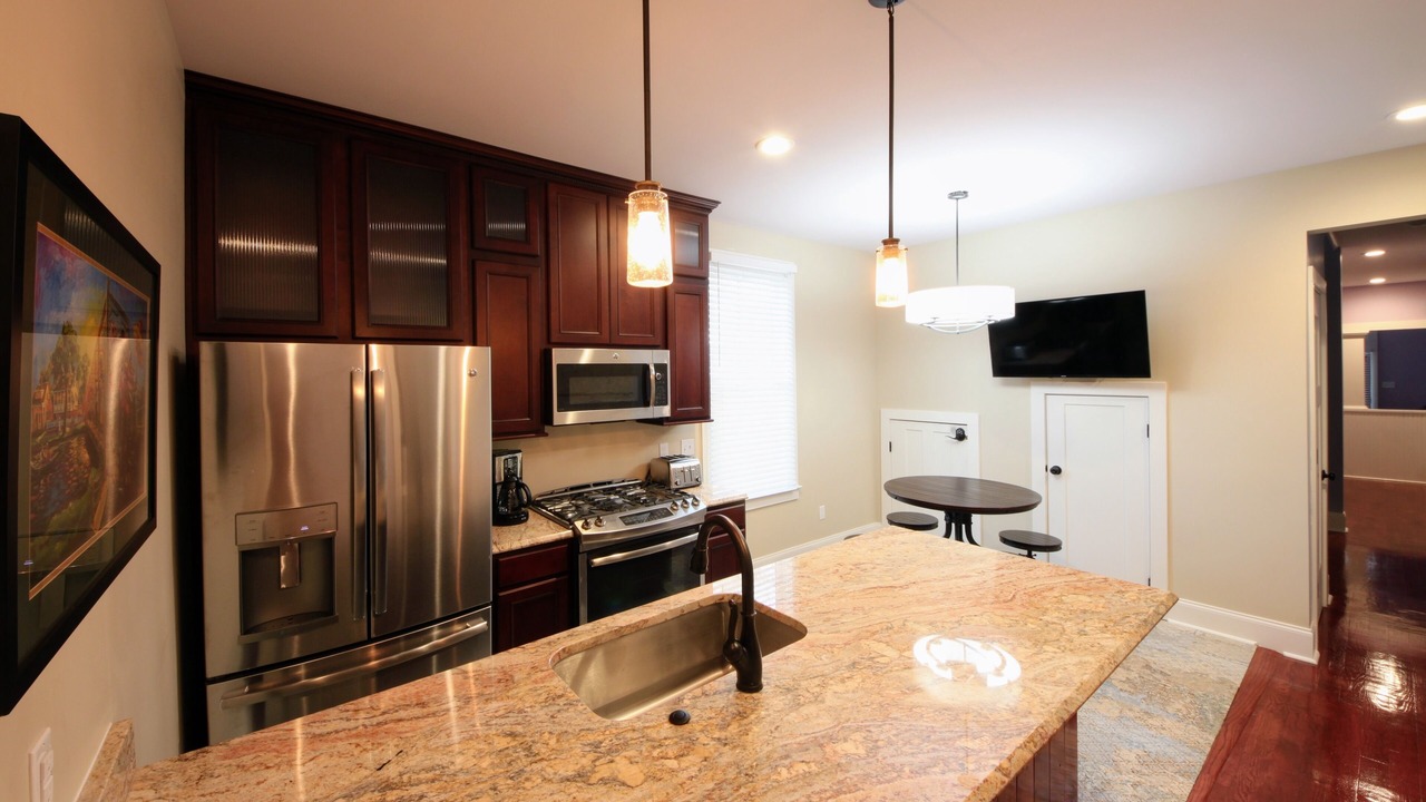 Photo of Kitchen in Mid-City