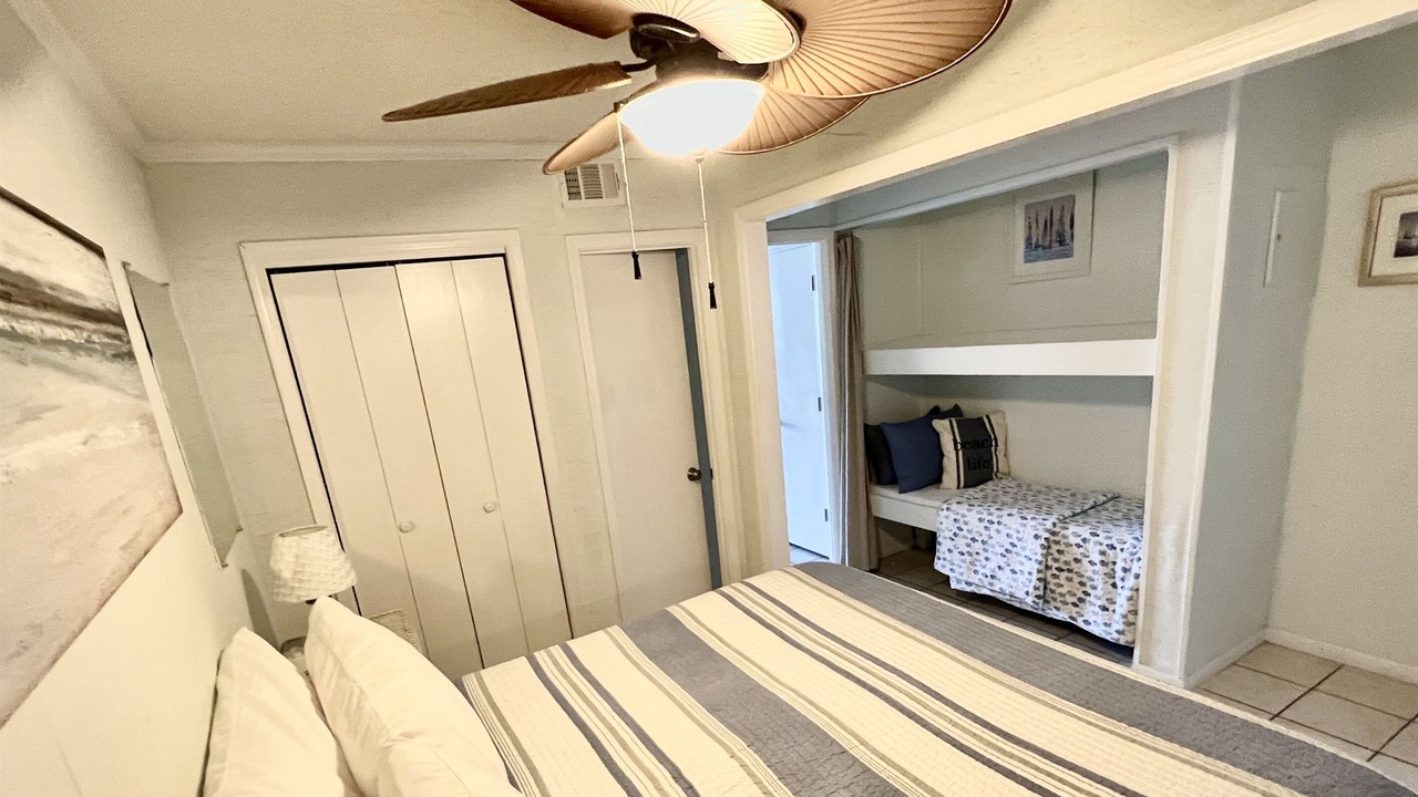 Photo of Bedroom in Tybee Island