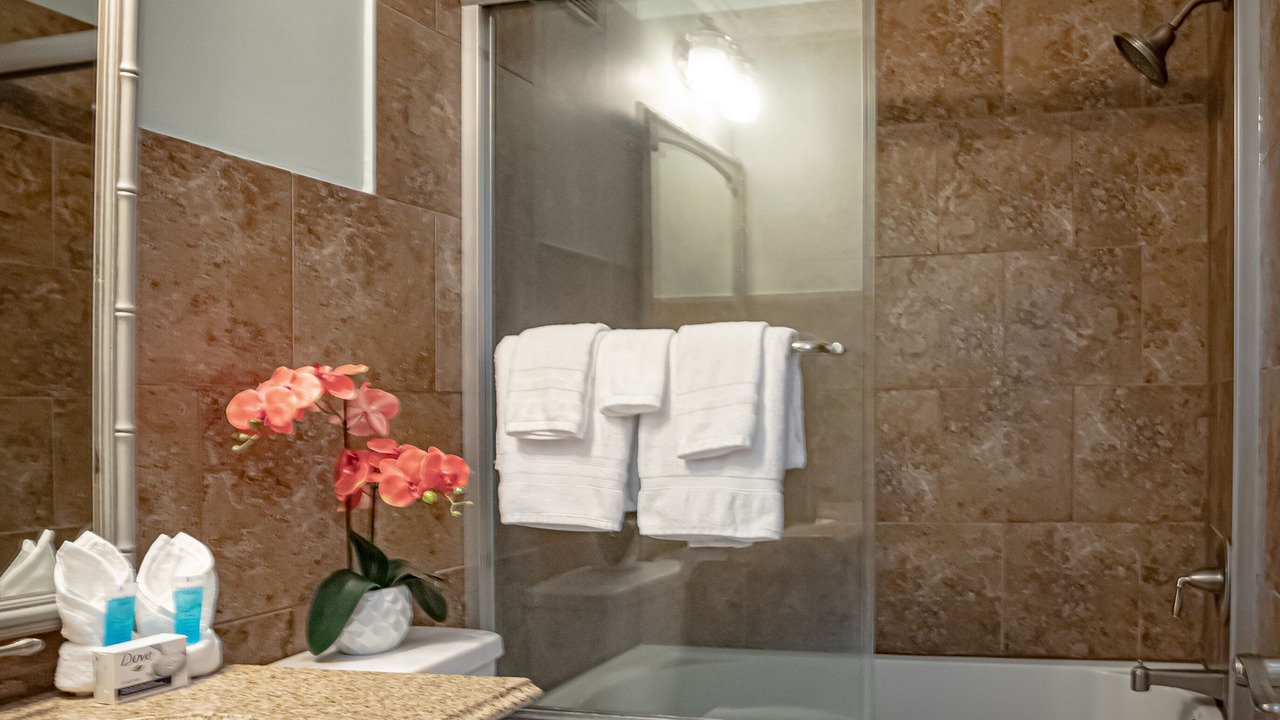 Photo of Bathroom in Tybee Island