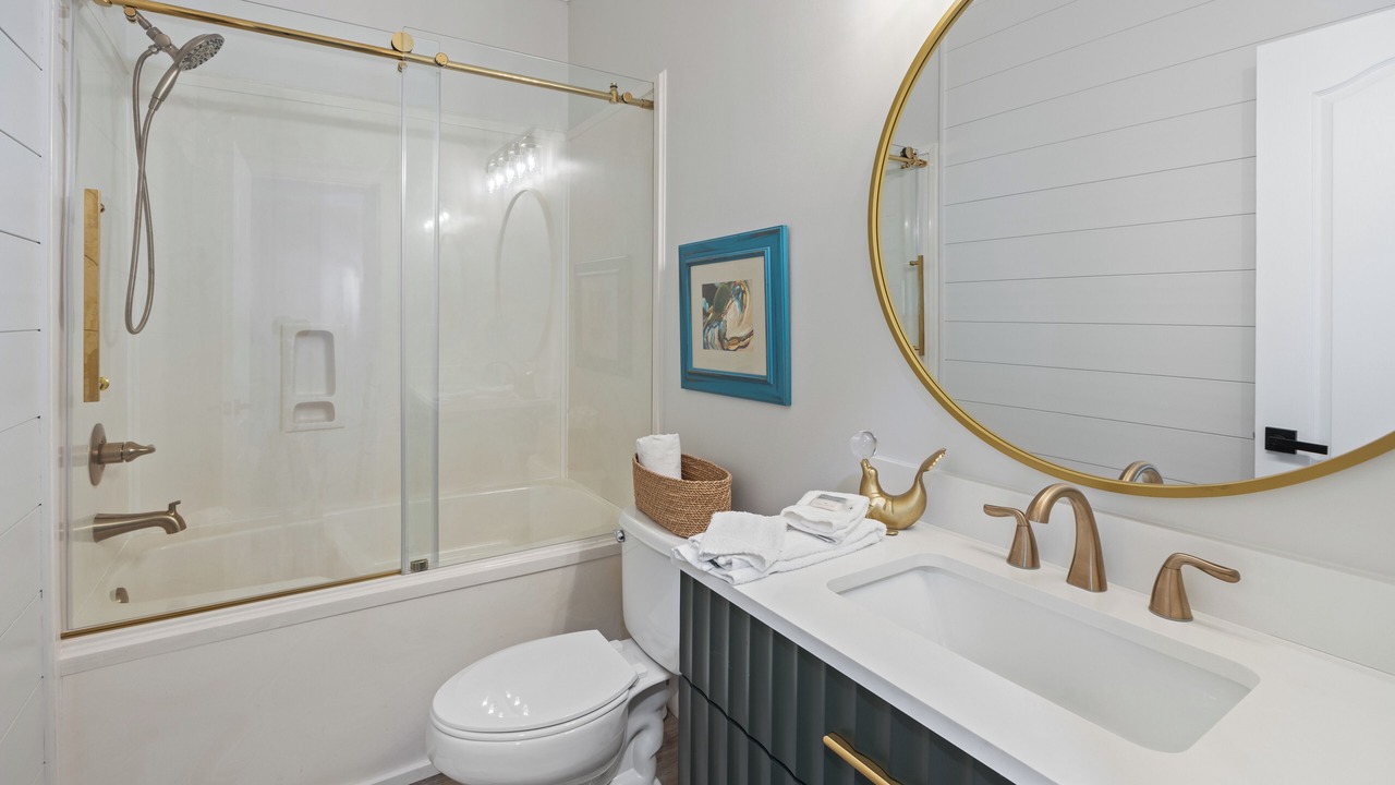 Photo of Bathroom in Ono Island