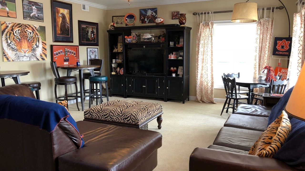 Photo of Livingroom in Auburn