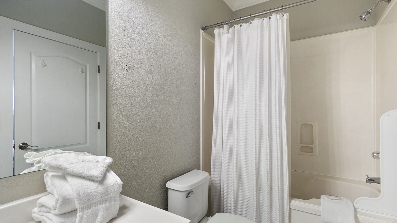 Photo of Bathroom in Ono Island
