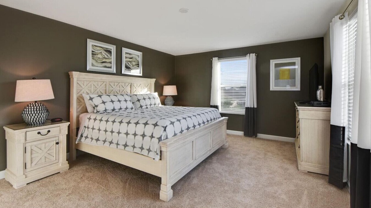 Photo of Bedroom in Davenport