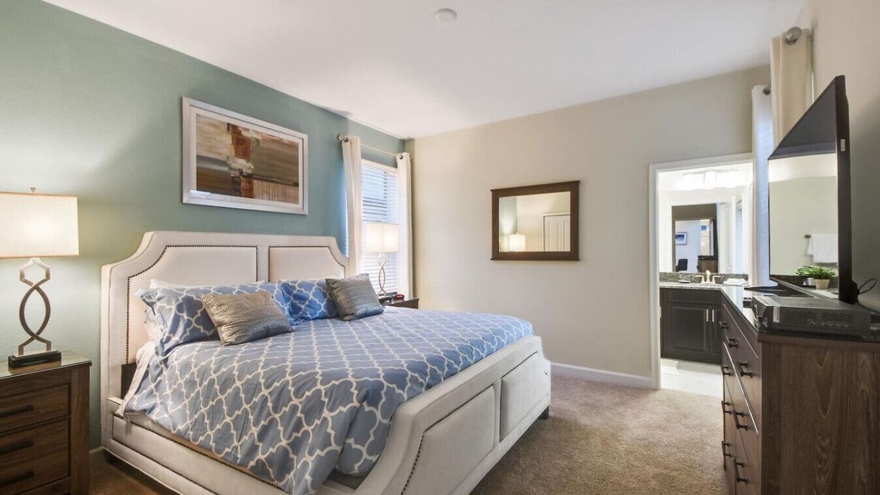 Photo of Bedroom in Davenport