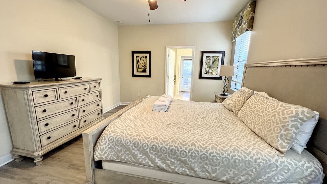 Photo of Bedroom in Davenport