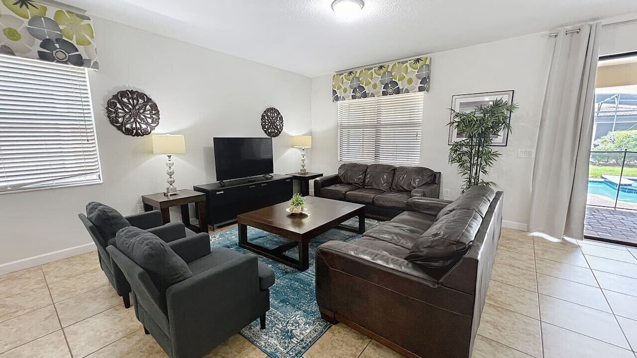 Photo of Livingroom in Davenport