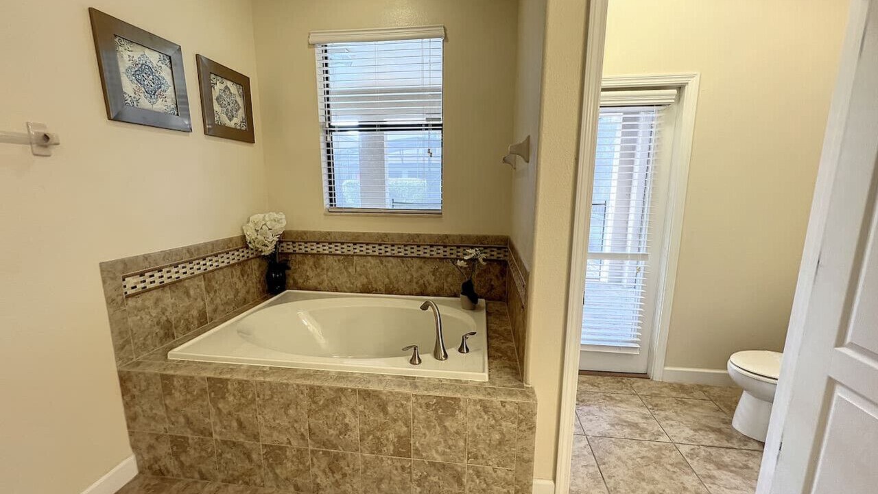 Photo of Bathroom in Davenport