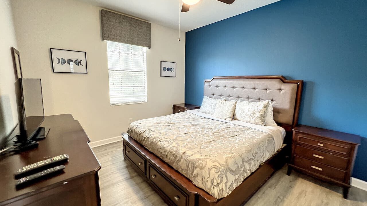 Photo of Bedroom in Davenport