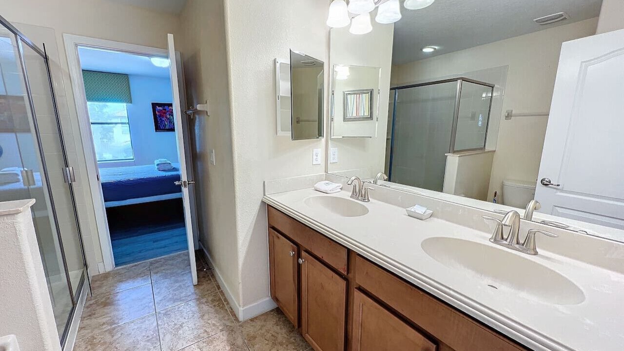 Photo of Bathroom in Davenport