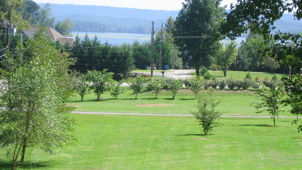 Photo of Outdoor in Groveoak