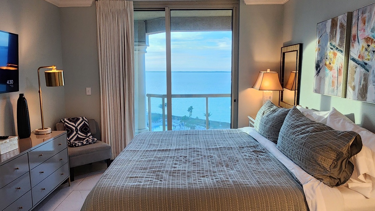 Photo of Bedroom in Pensacola Beach
