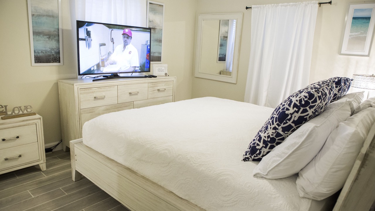 Photo of Bedroom in Miramar Beach