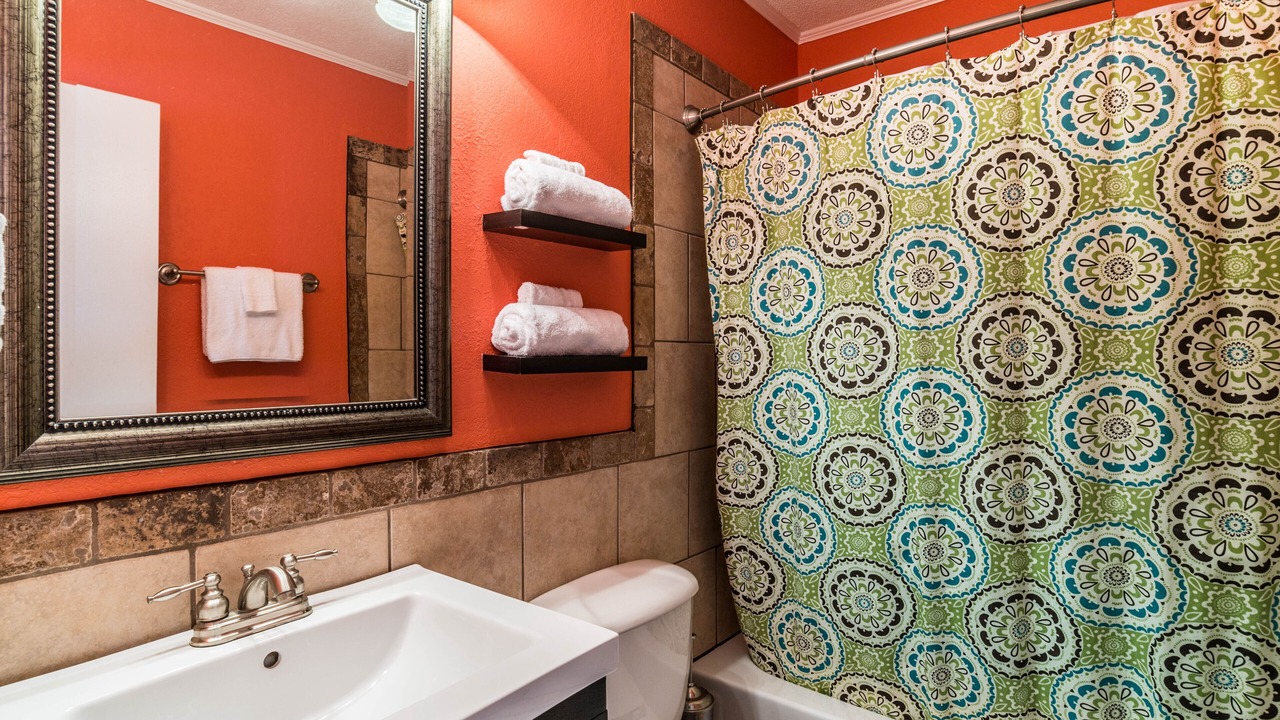 Photo of Bathroom in Gulf Shores