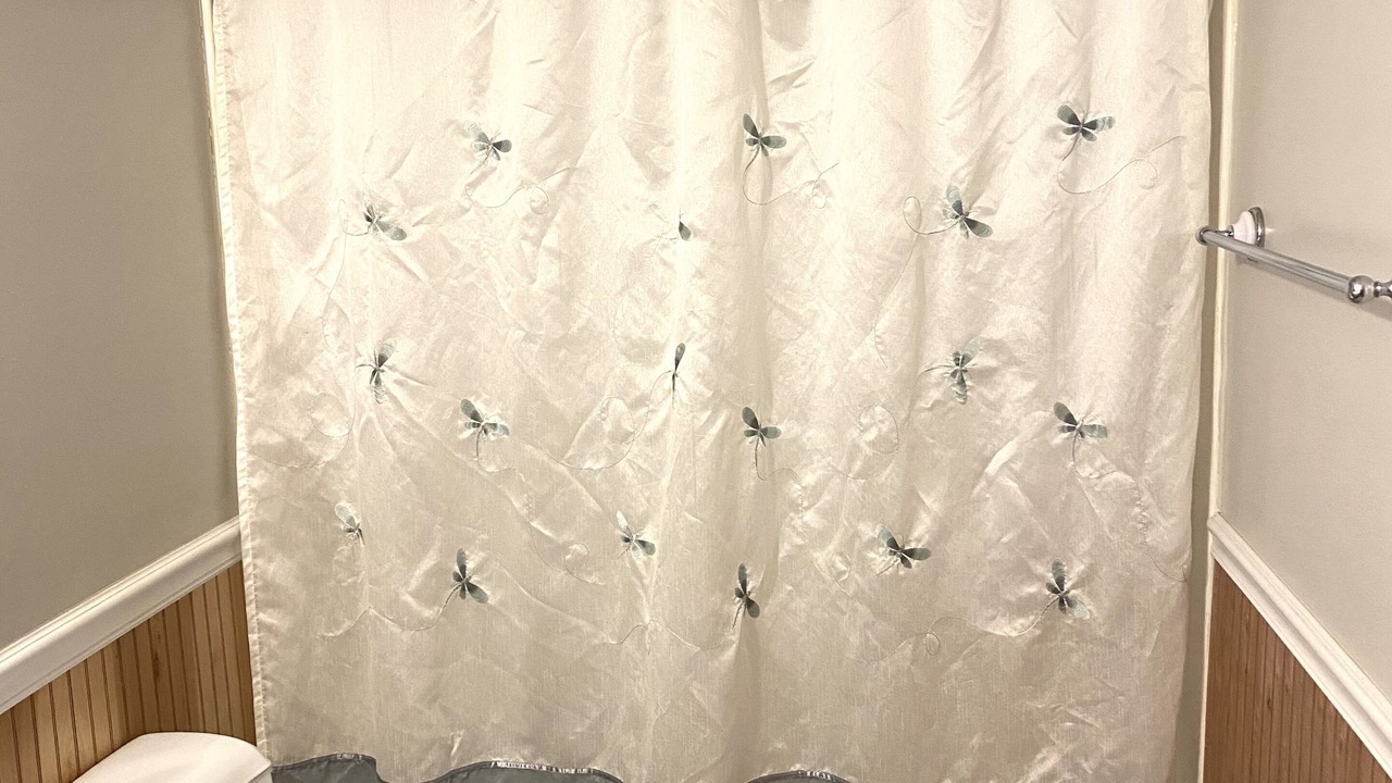 Photo of Bathroom in Donalsonville