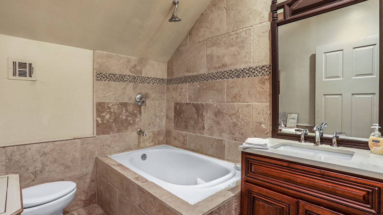 Photo of Bathroom in Covington