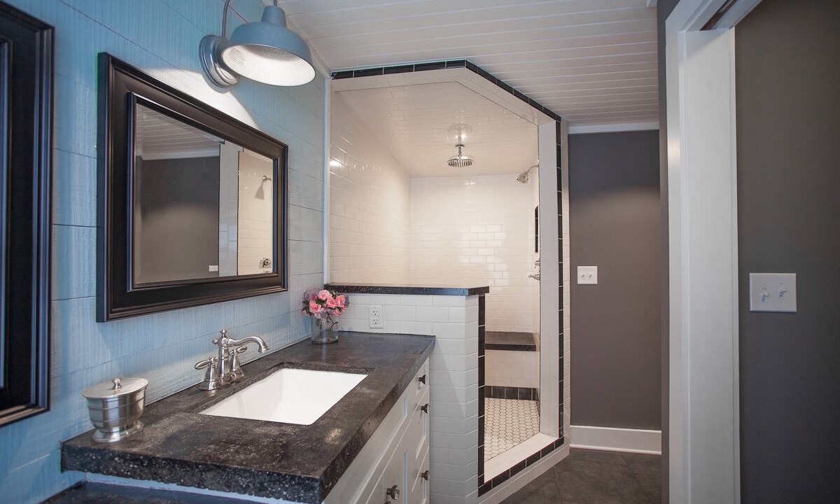 Photo of Bathroom in Historic Downtown Savannah