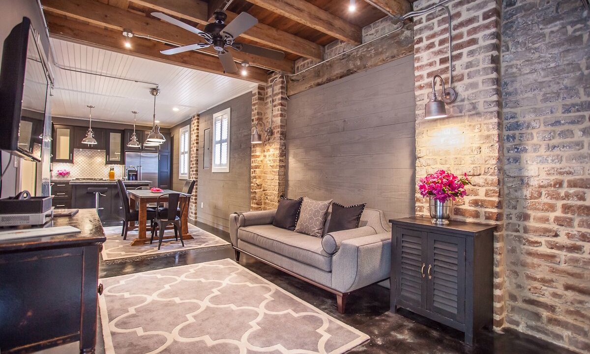 Photo of Livingroom in Historic Downtown Savannah