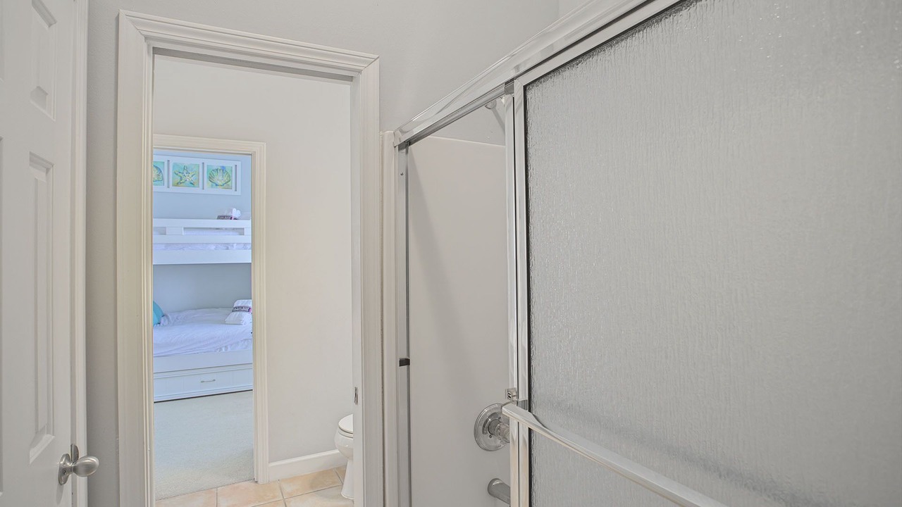 Photo of Bathroom in Tang-O-Mar