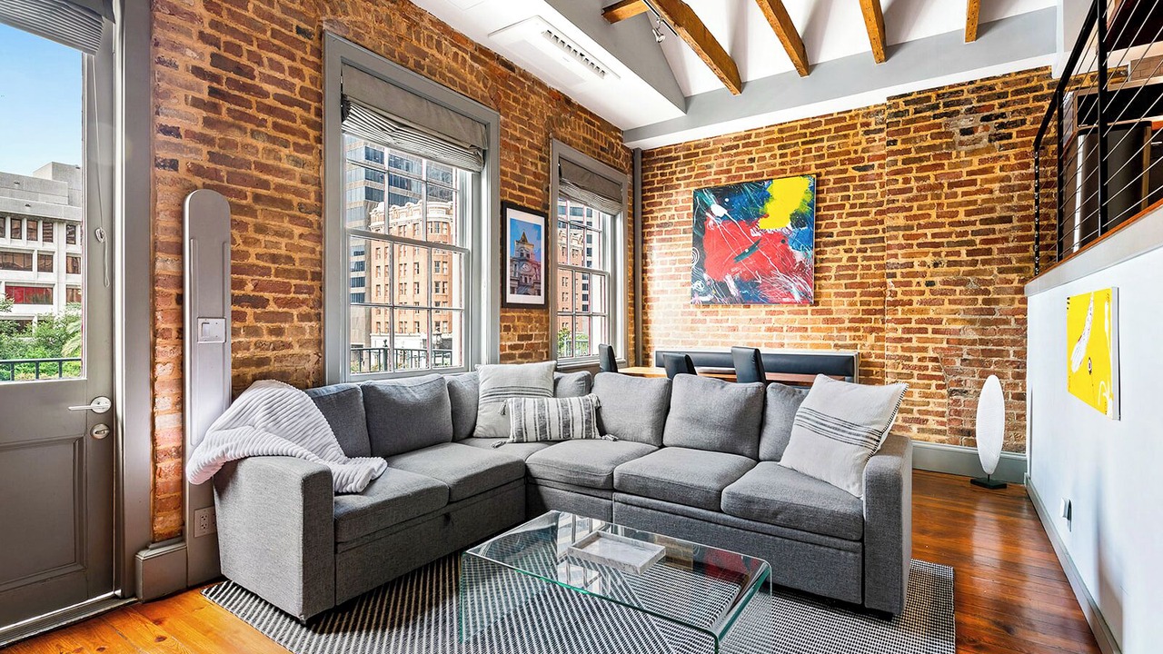 Photo of Livingroom in Central Business District