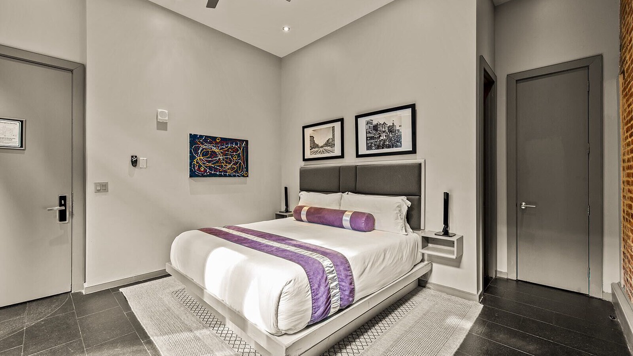 Photo of Bedroom in Central Business District