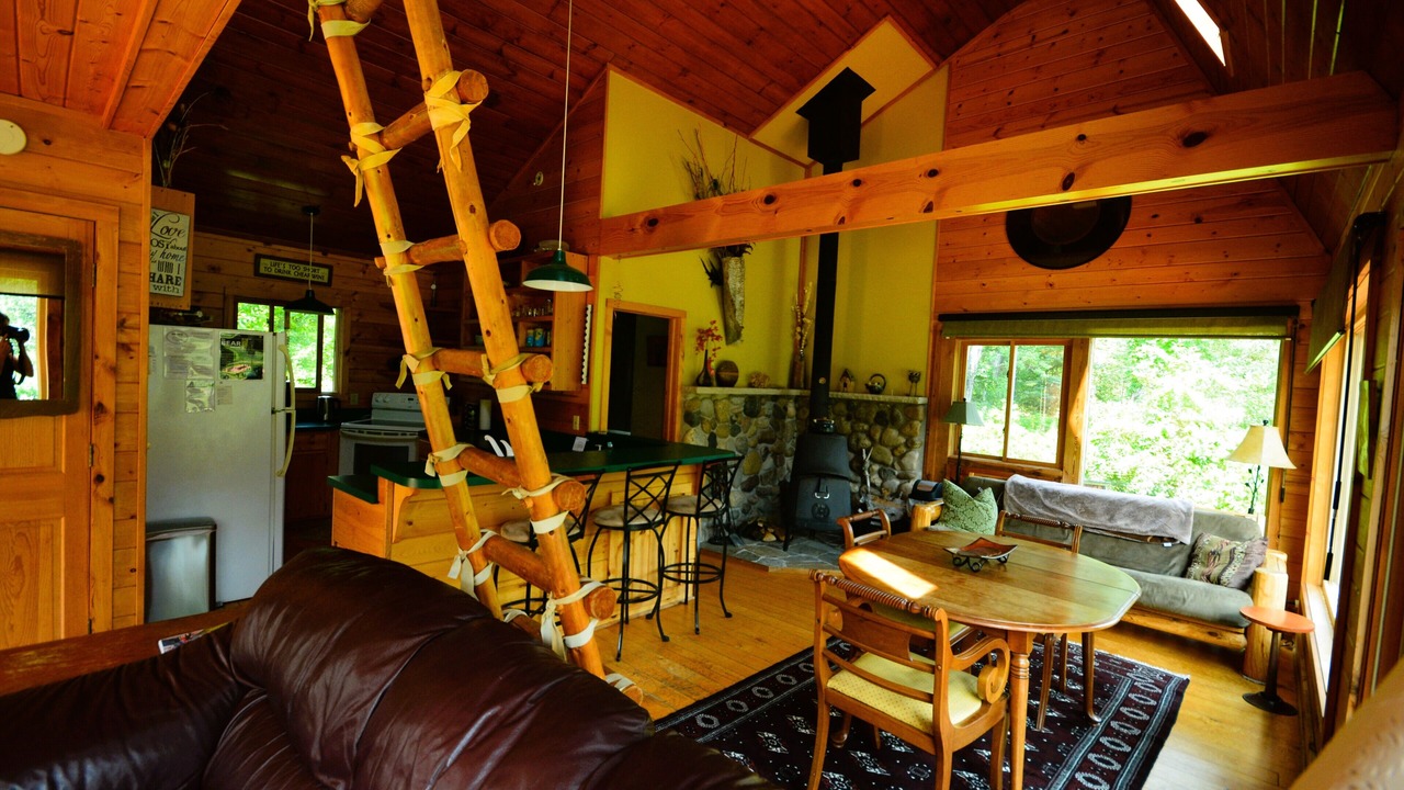 Photo of Livingroom in Mayfield
