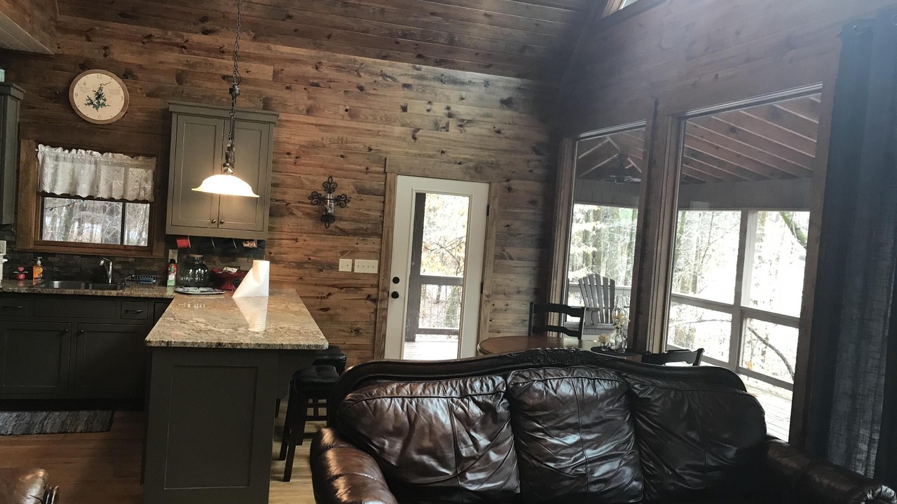 Photo of Livingroom in Alexander City