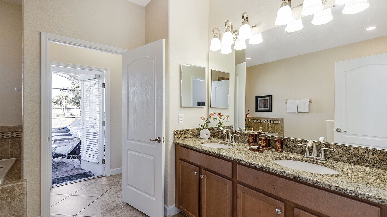 Photo of Bathroom in Davenport
