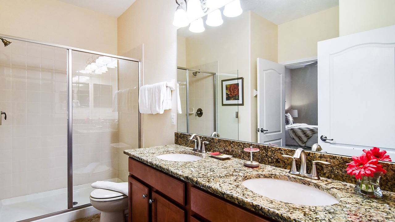 Photo of Bathroom in Davenport