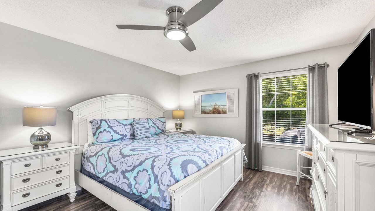 Photo of Bedroom in Miramar Beach