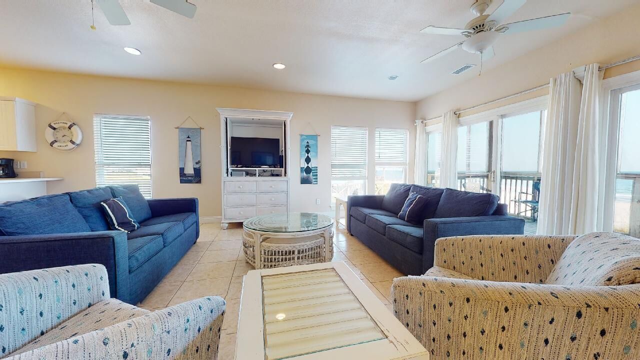Photo of Livingroom in Fort Morgan