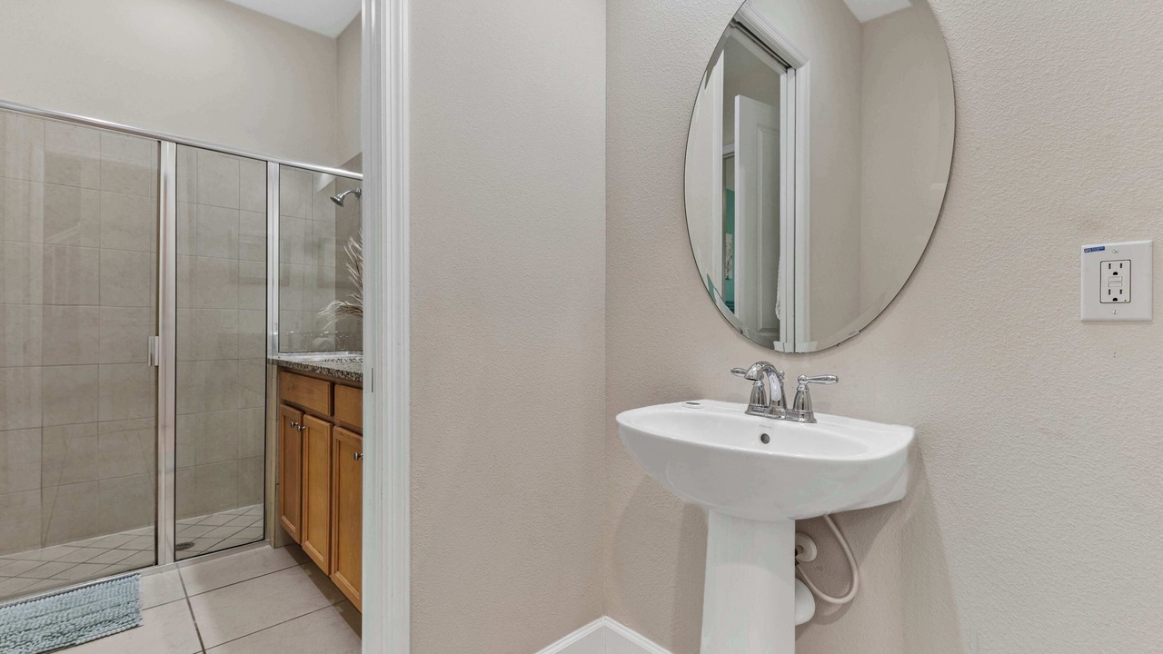 Photo of Bathroom in Davenport