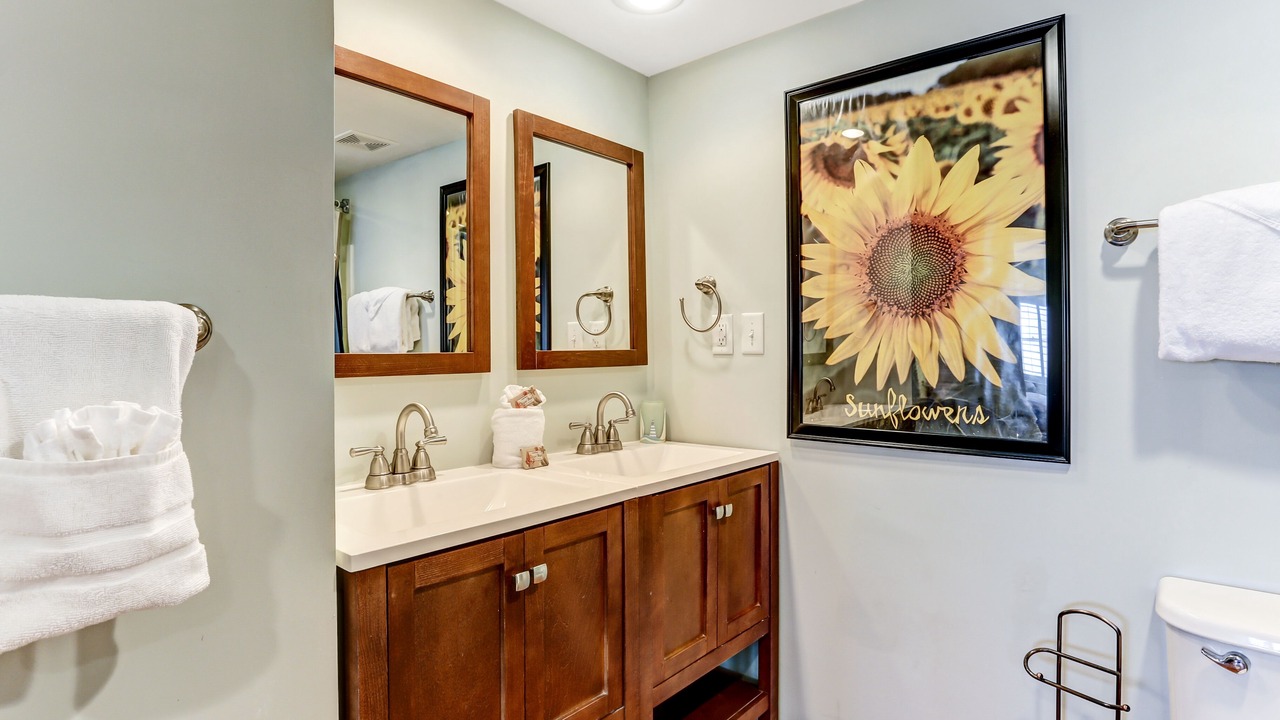 Photo of Bathroom in Fernandina Beach