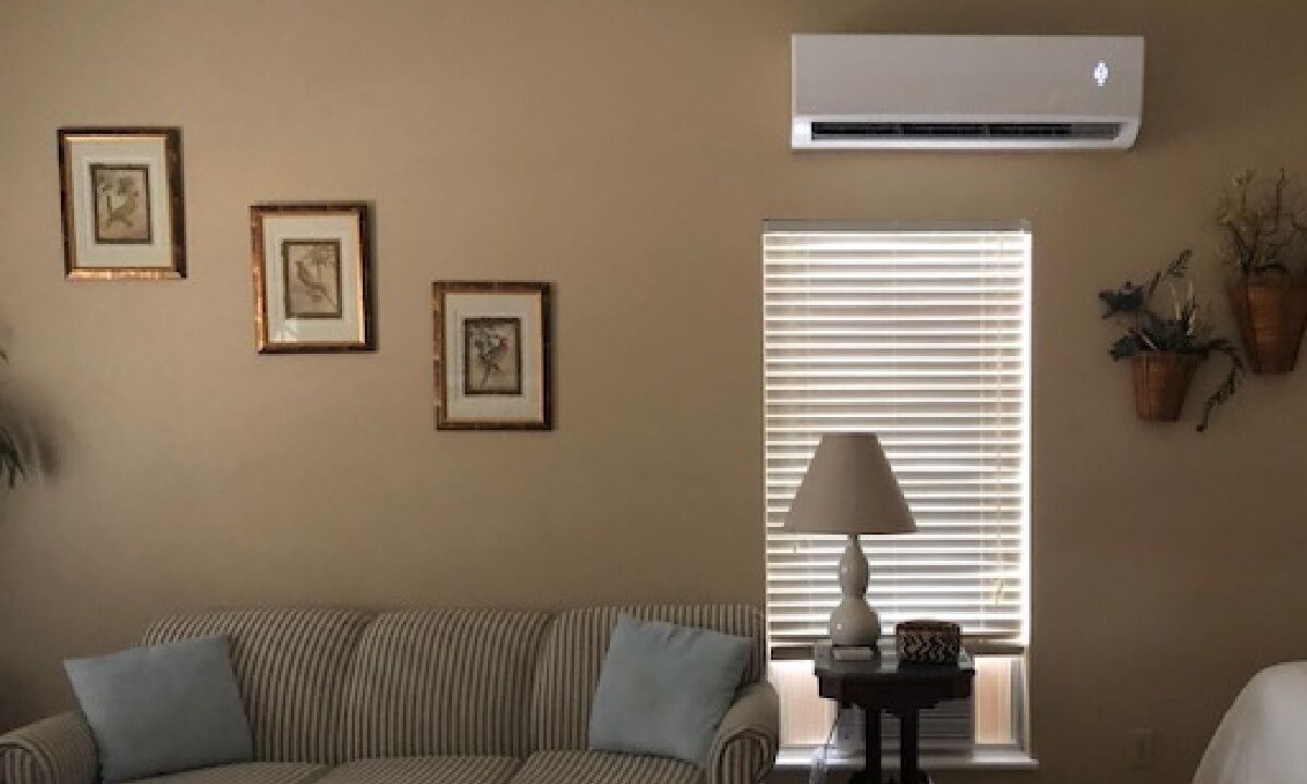 Photo of Livingroom in Biloxi