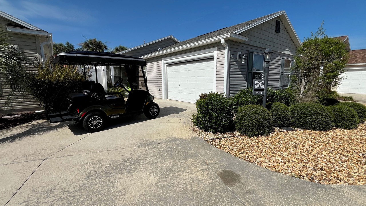 Photo of Outdoor in Village of Collier
