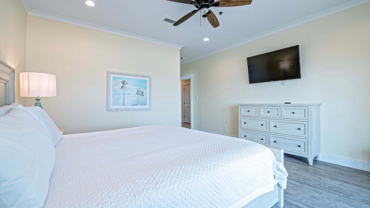 Photo of Bedroom in Gulf Shores