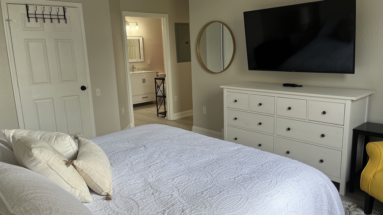 Photo of Bedroom in Windsor Hills