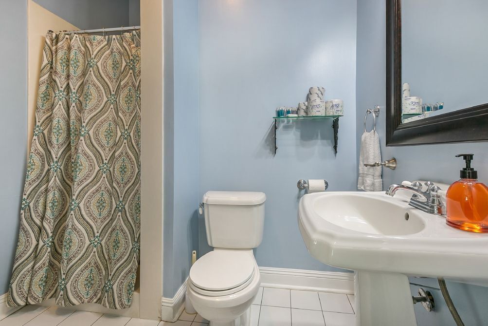 Photo of Bathroom in Mid-City