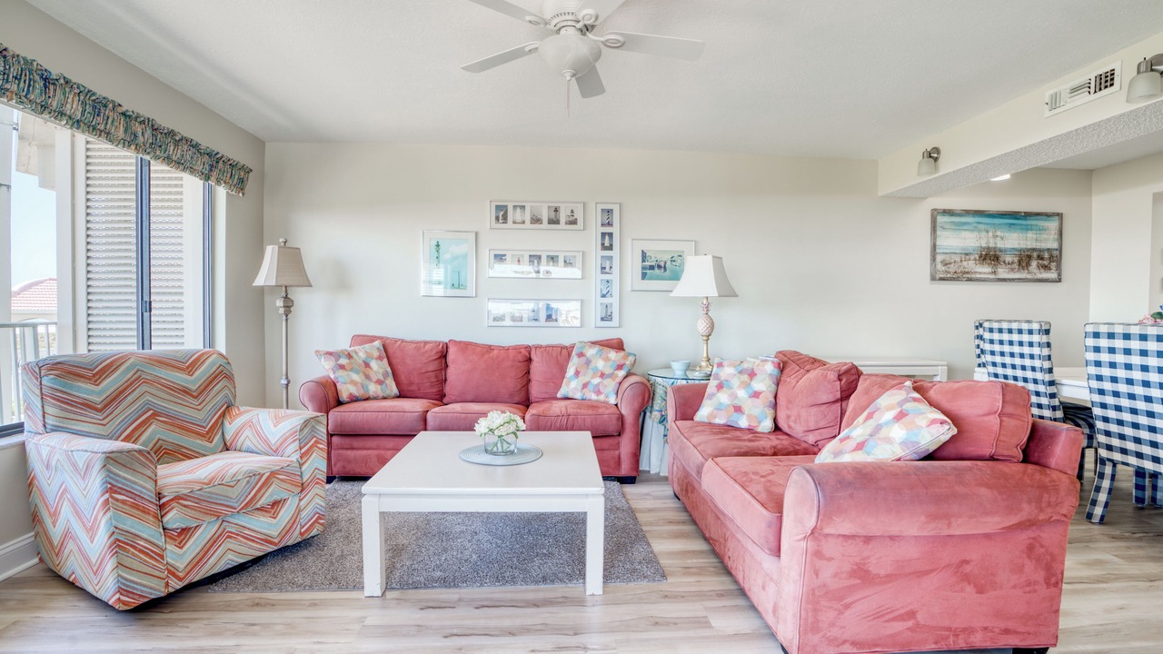 Photo of Livingroom in Butler Beach